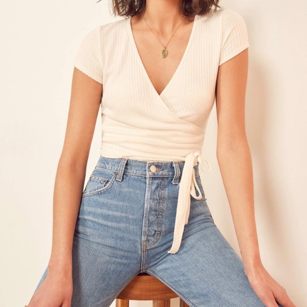 BNWOT Reformation Petalo wrap crop top
